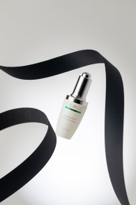 Сироватка з гіалуроновою кислотою для інтенсивного зволоження шкіри від Lamic «Acido ialuronico» 