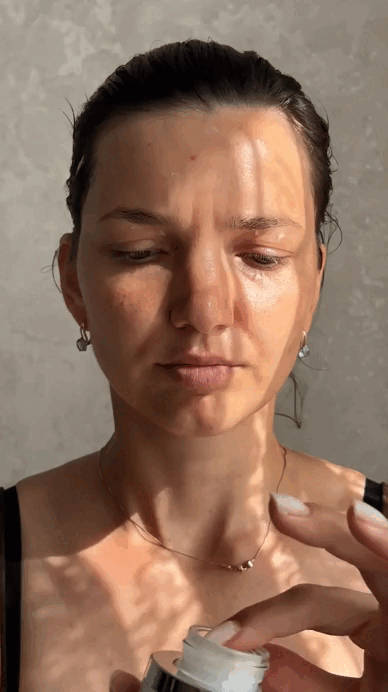 Універсальний крем з пептидами для зволоження та розгладження зморшок від Lamic «Crema universale con peptidi» 